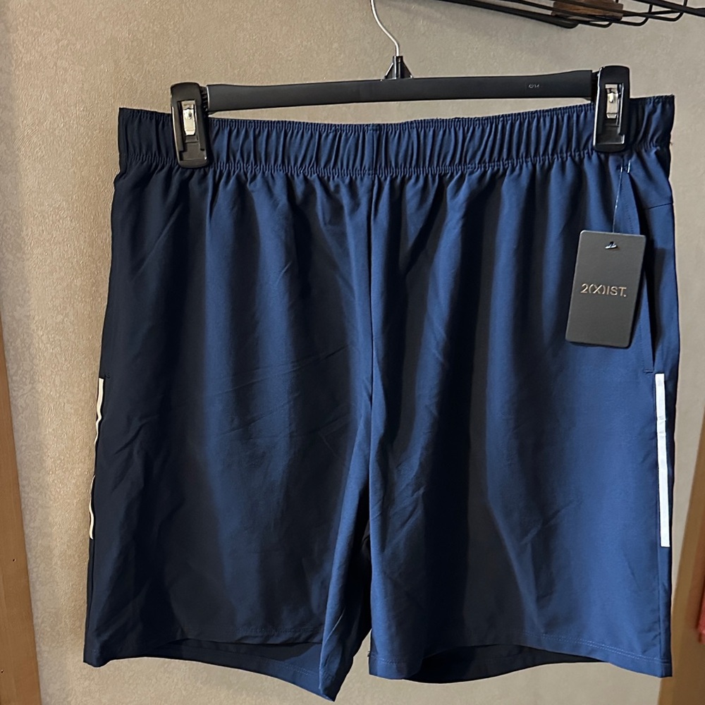 2xist Men's navy blazer sport running woven Short
